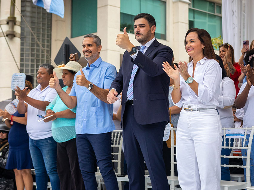 Desfile “Guayas se mueve al cambio” contó con la presencia del Alcalde Aquiles Alvarez