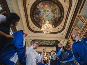 Estudiantes recorren el Palacio Municipal y conocen la historia de Guayaquil