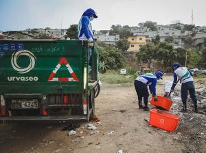 En Mapasingue Este se recogieron 45 toneladas de basura con limpieza y barrido