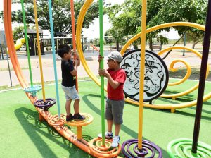 Parque Samanes recupera las áreas verdes y los juegos infantiles