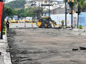 Municipio ejecuta mejoras en Callejón Soledad Rodríguez en el Suburbio