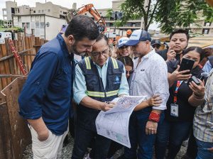 Alcalde supervisó construcción de conducto cajón en Jardines de Esperanza que mitigará inundaciones