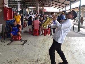 Banda Municipal entonó sus ritmos tropicales en el Mercado Caraguay