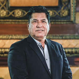 Econ-Terry-Alvarez Terry Álvarez