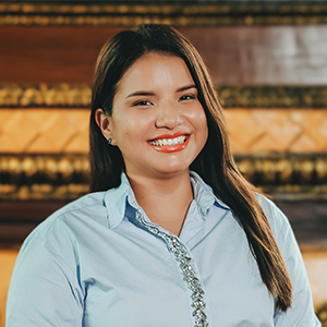 Lcda-July-Alvarez July Álvarez