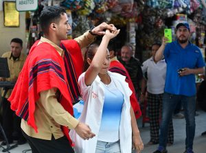 La Banda Municipal llenó de música y alegría los mercados y sitios turísticos de Guayaquil durante el feriado