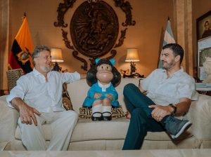 Mafalda visitó el Palacio Municipal y conquistó el corazón del Alcalde